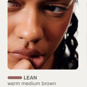 Peptide Lip Shape-Lean